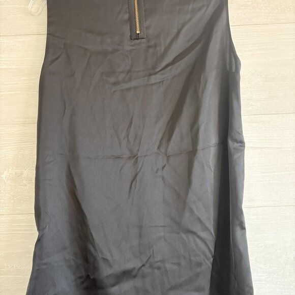 Vince Camuto Sleeveless Side Zipper Satin Tunic Sz 4 NWT - Picture 4 of 4